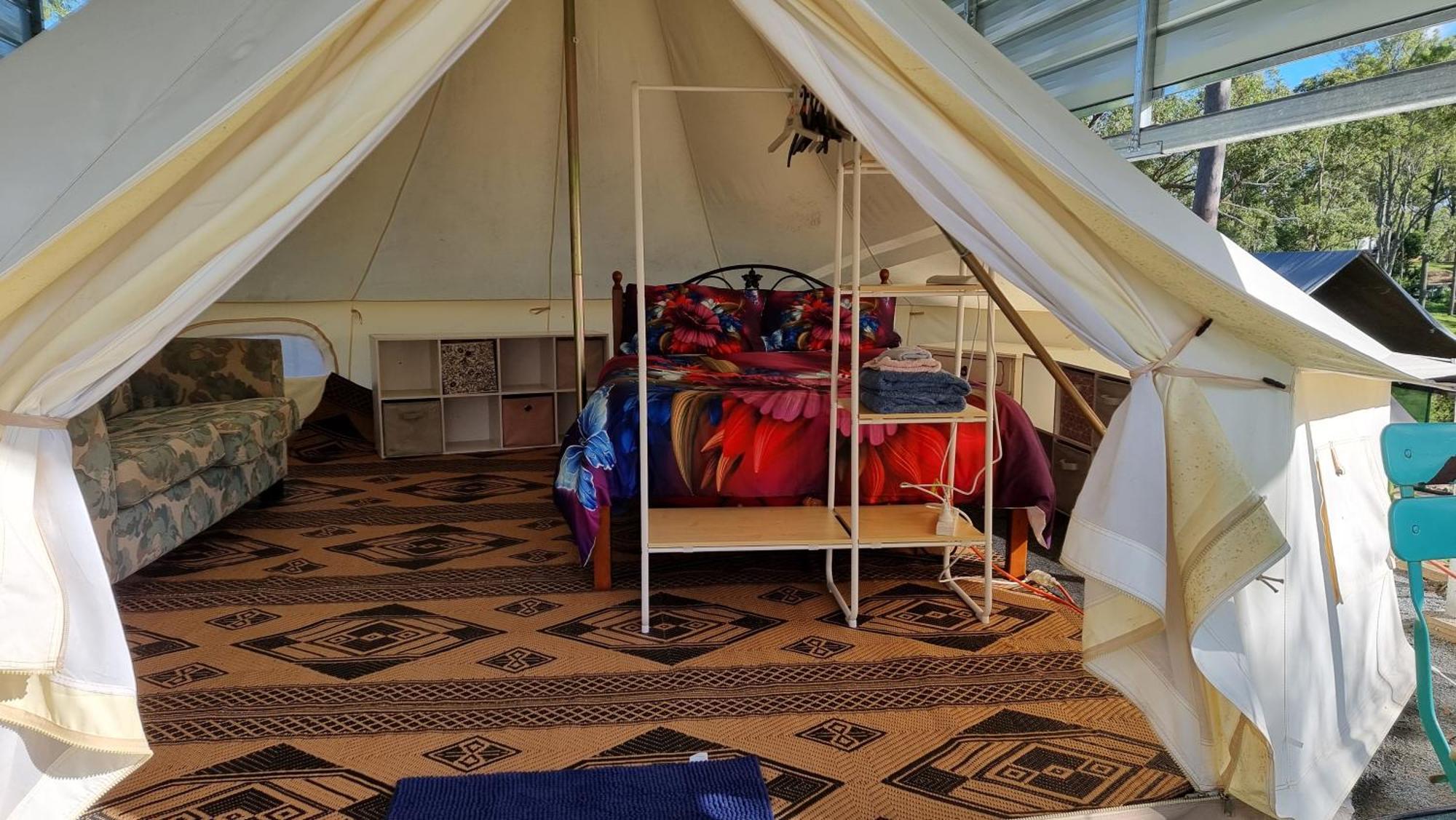 Linga Longa Spiritual Retreat