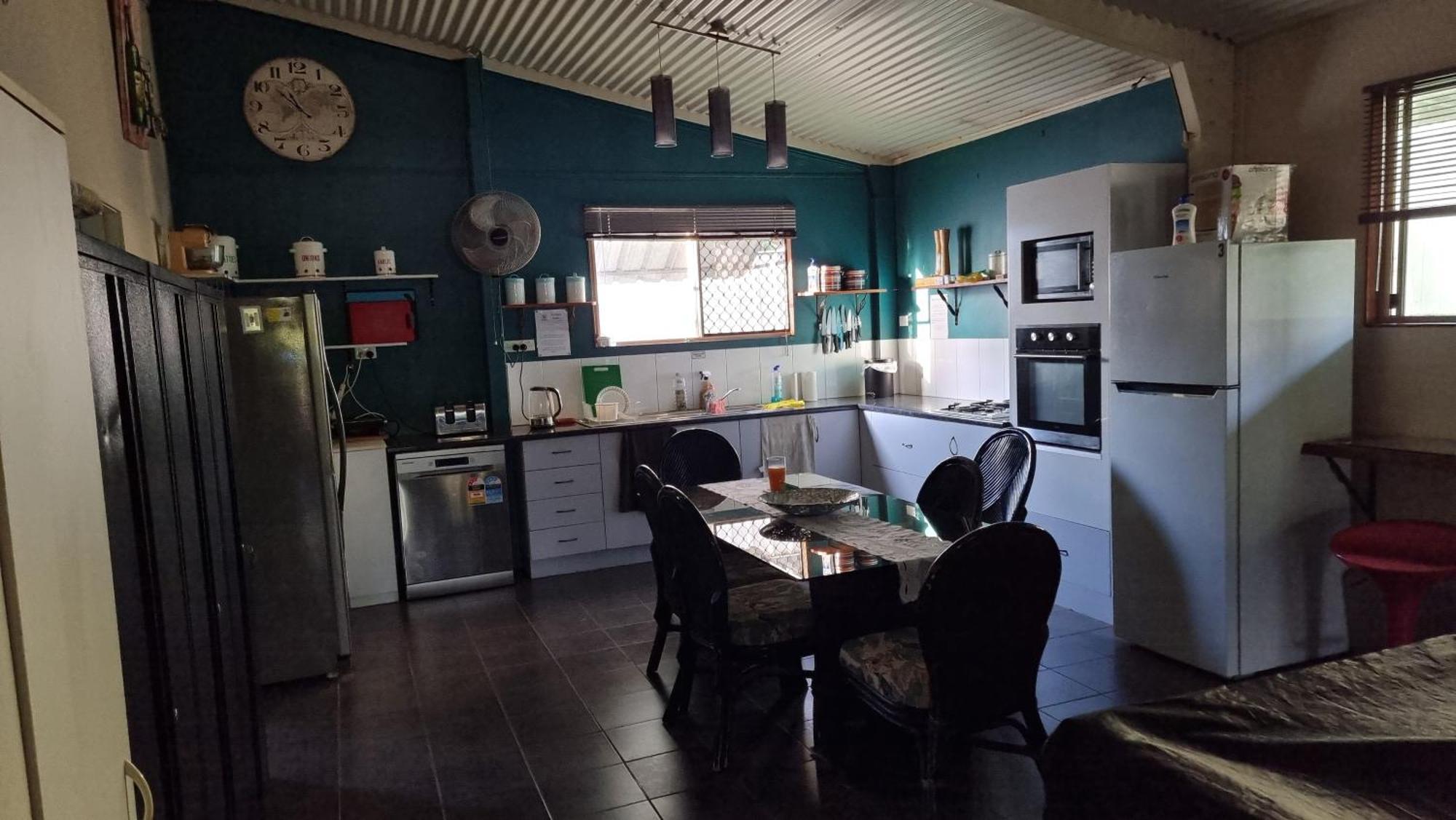 Linga Longa Spiritual Retreat *